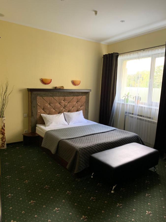 Randevu Hotel Zhytomyr Luaran gambar