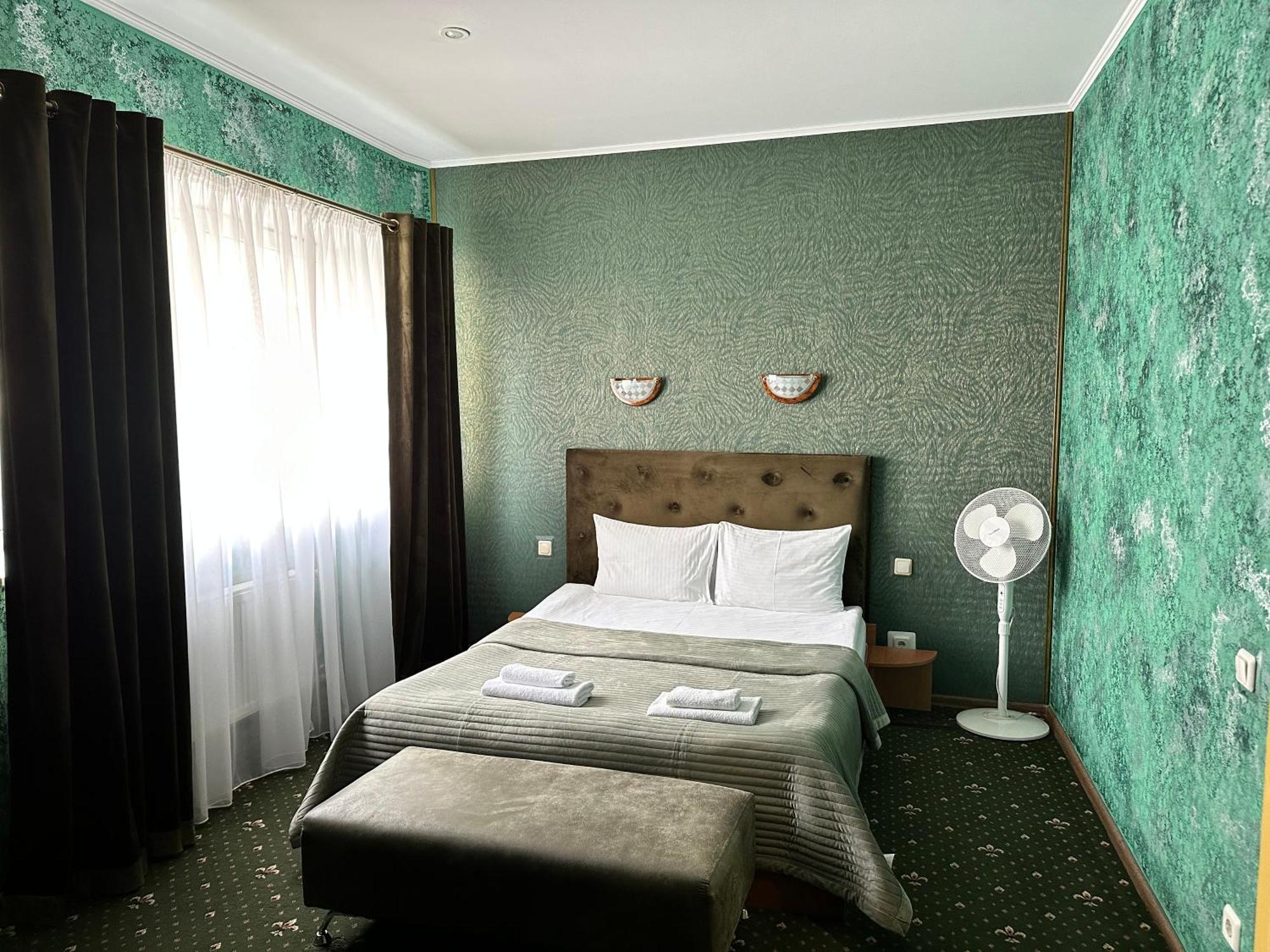 Randevu Hotel Zhytomyr Luaran gambar